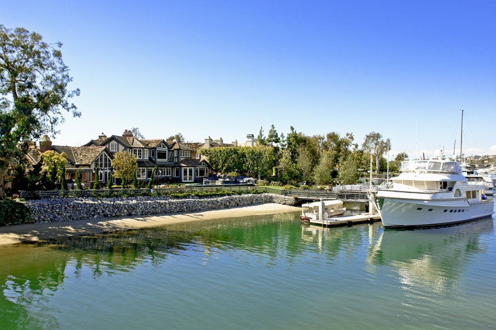 Harbor Island Hollywood House