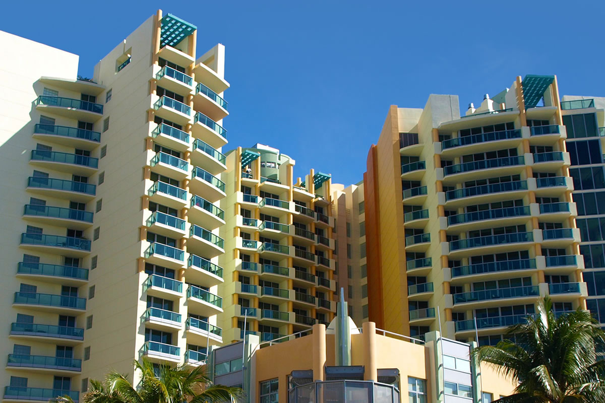 Il Villagio South Beach Condo for sale