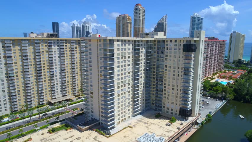 Winston Towers Sunny Isles Ocean Condo for sale