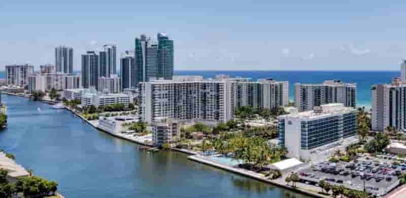 hallandale beach real estate