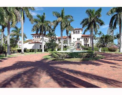Pinetree Drive Homes