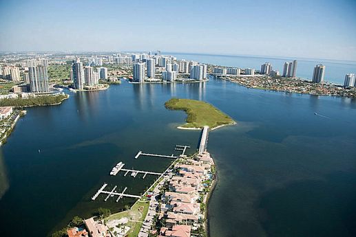 Island Estates Aventura