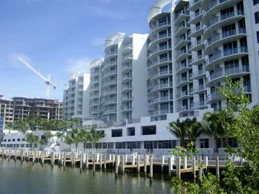 Uptown Marina Lofts Aventura