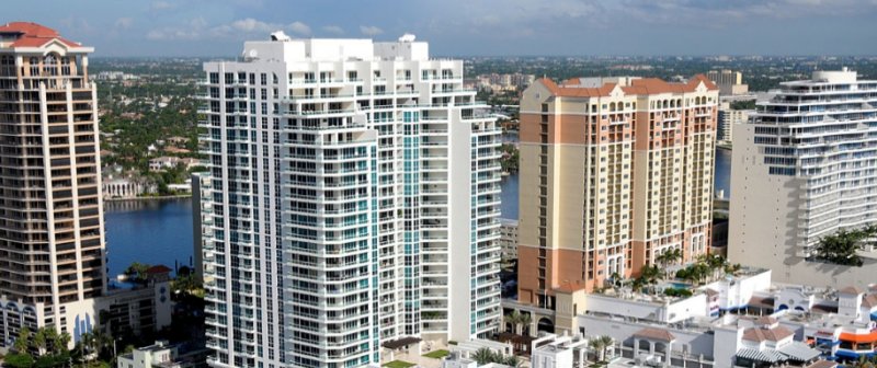 Las Olas Beach Club Condo