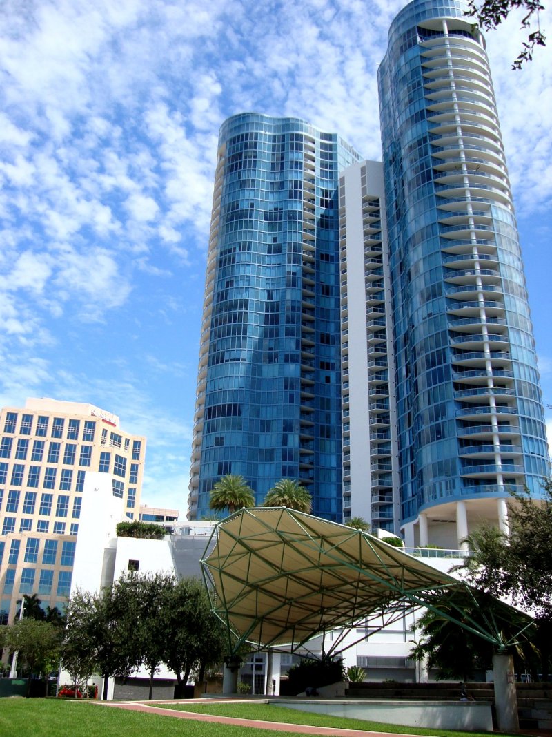 Las Olas Riverhouse condos For Sale