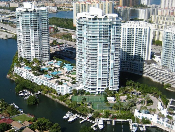 Oceania Four Sunny Isles Condo